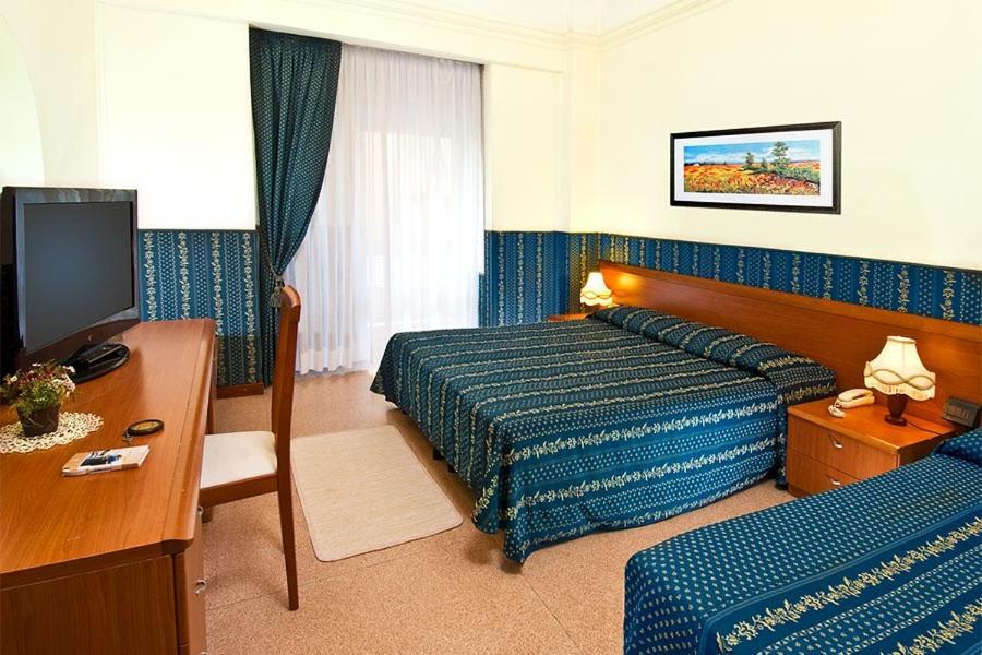 Hotel Napoleon Cattolica Dış mekan fotoğraf