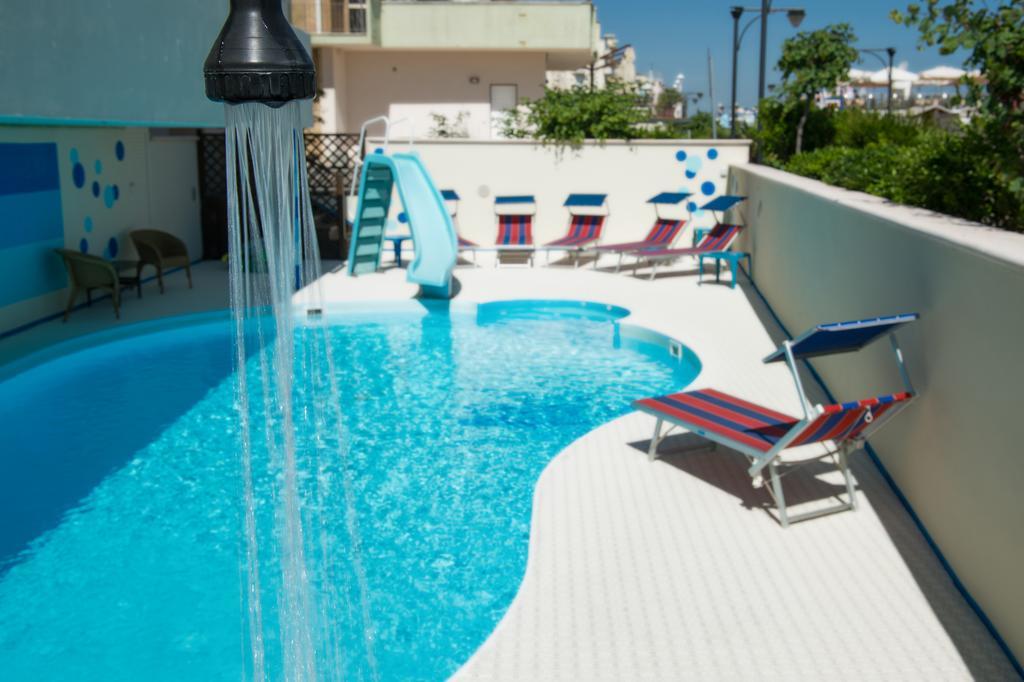 Hotel Napoleon Cattolica Dış mekan fotoğraf